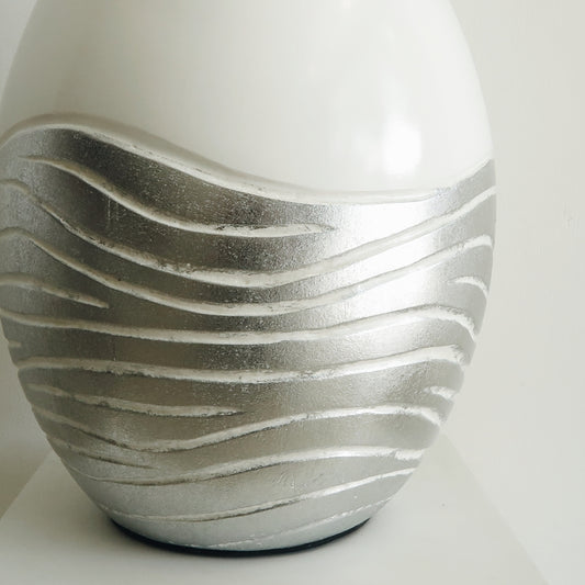 Lumikasa White Silver Decorative Vase