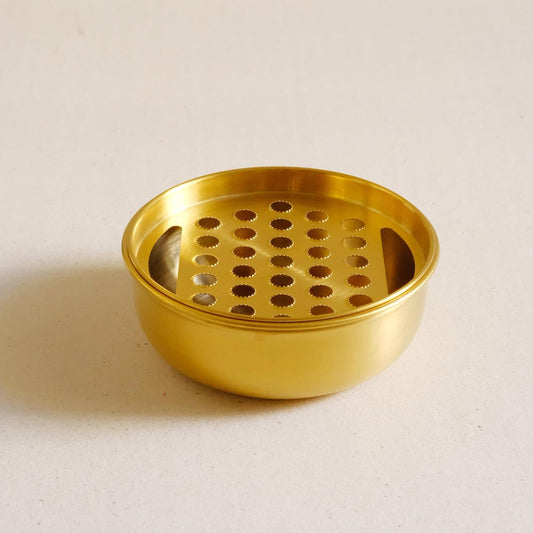 Harriet and Co Gold Food Grater Bowl