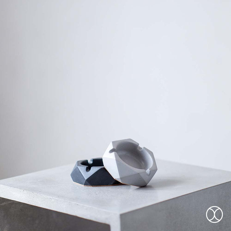 Concreate Nash Ashtray Grey
