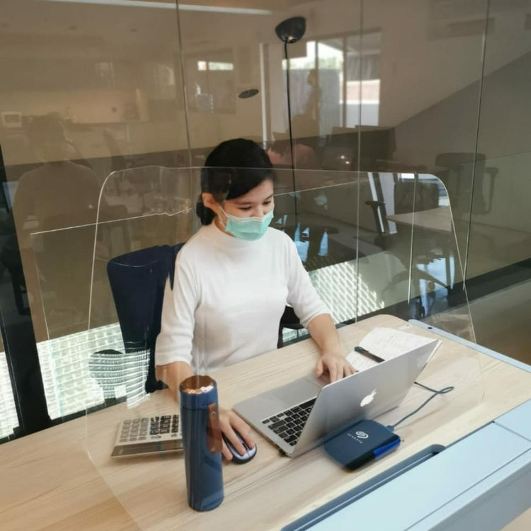 Firm Sneeze Screen