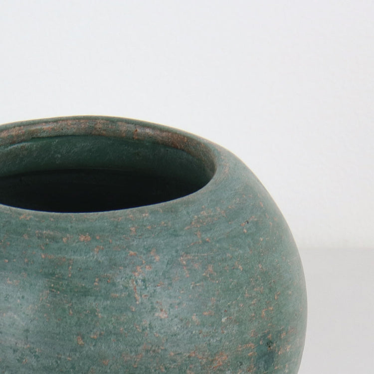 Lumikasa Redondo Green Vase