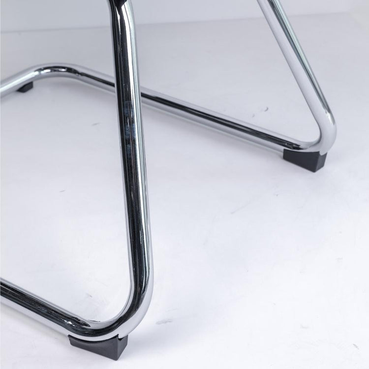 Firm VOS Visitor Chair