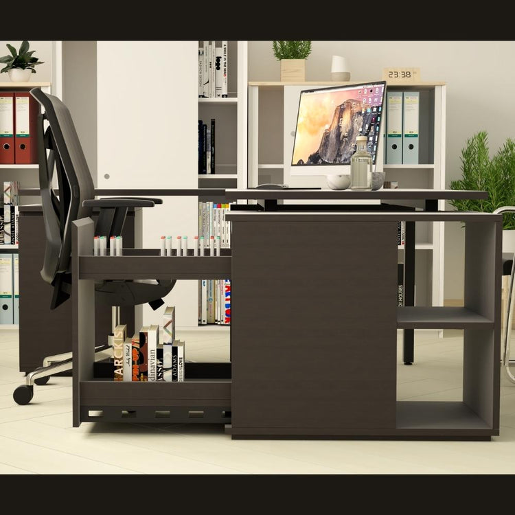 Firm Mezzo Staff Desk
